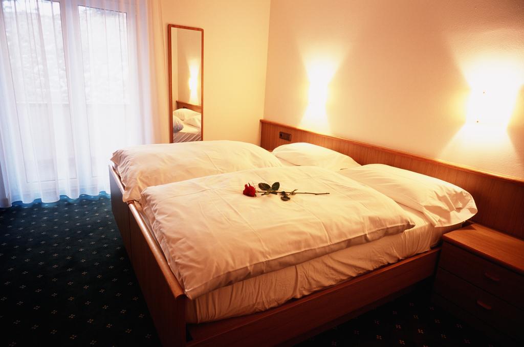 Residence Frea Selva di Val Gardena Rom bilde