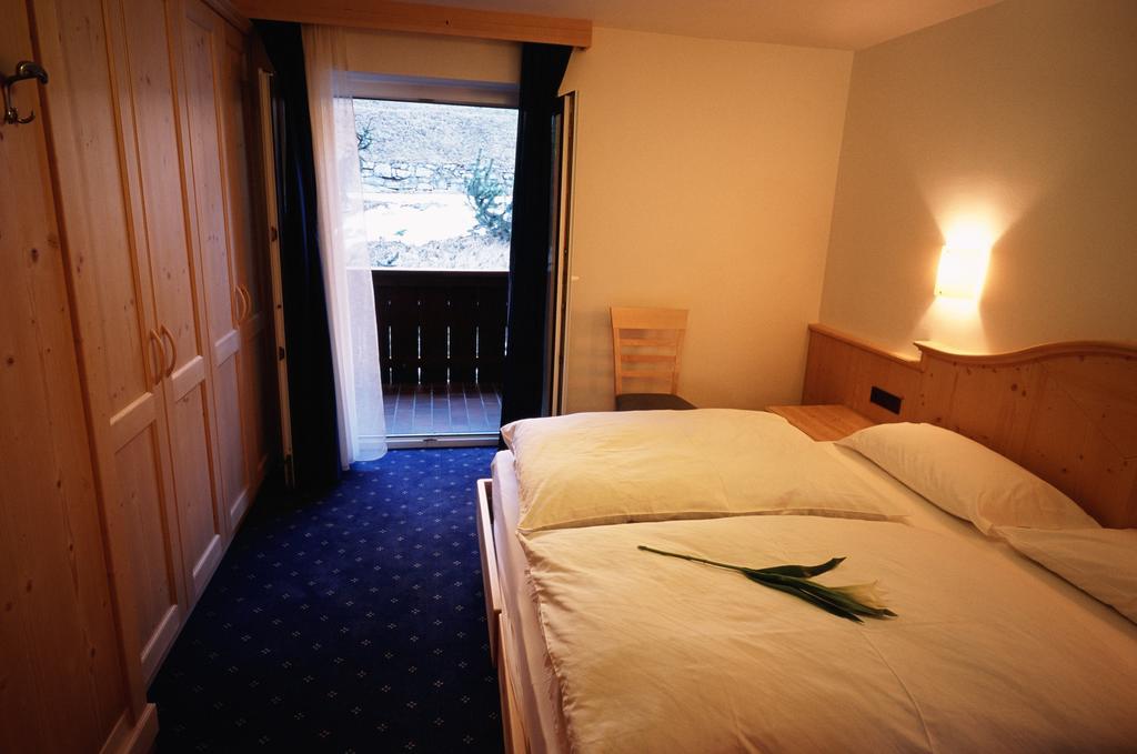 Residence Frea Selva di Val Gardena Rom bilde