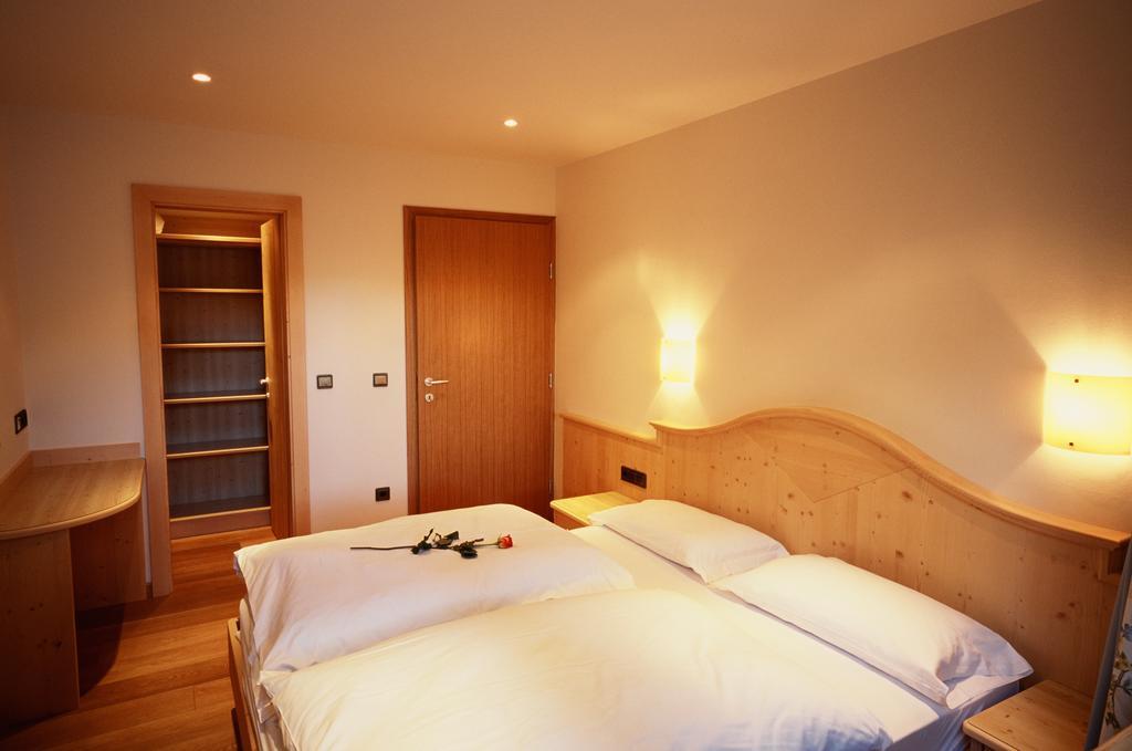 Residence Frea Selva di Val Gardena Rom bilde