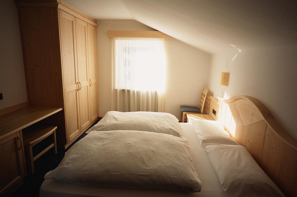 Residence Frea Selva di Val Gardena Rom bilde